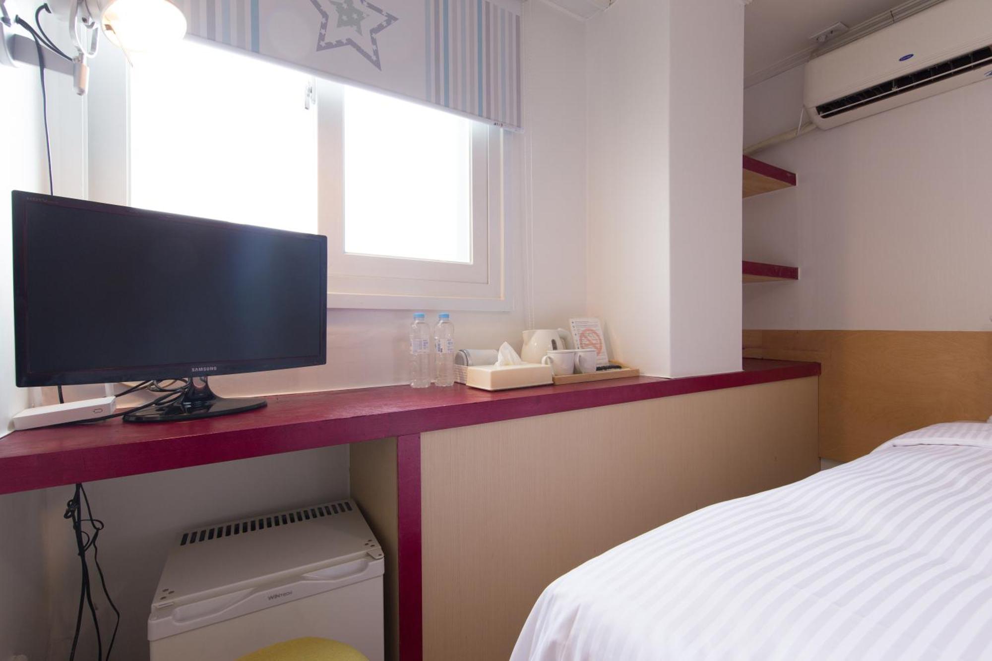 Travel Monster Hotel Seoul Ngoại thất bức ảnh