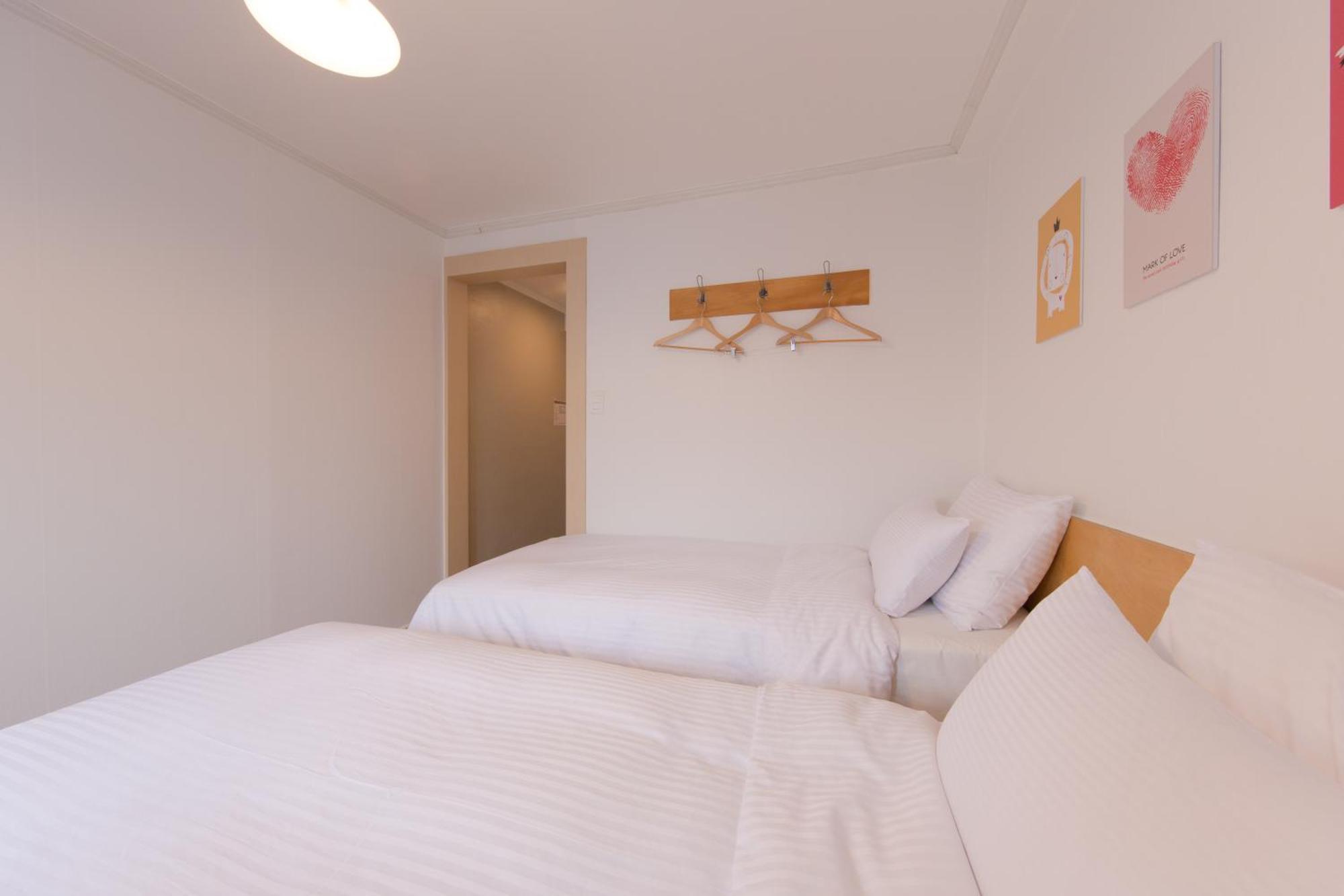 Travel Monster Hotel Seoul Ngoại thất bức ảnh