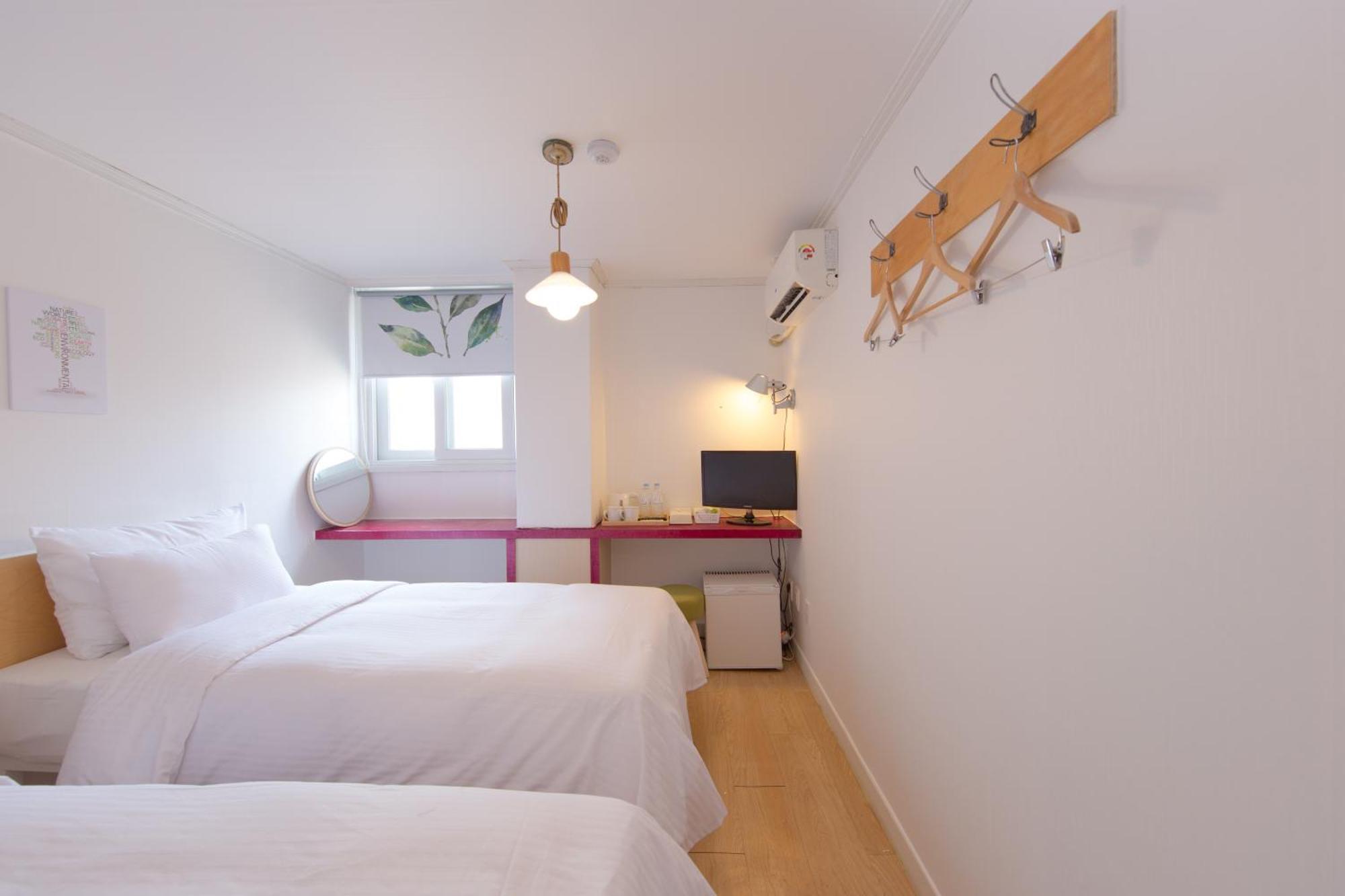 Travel Monster Hotel Seoul Ngoại thất bức ảnh