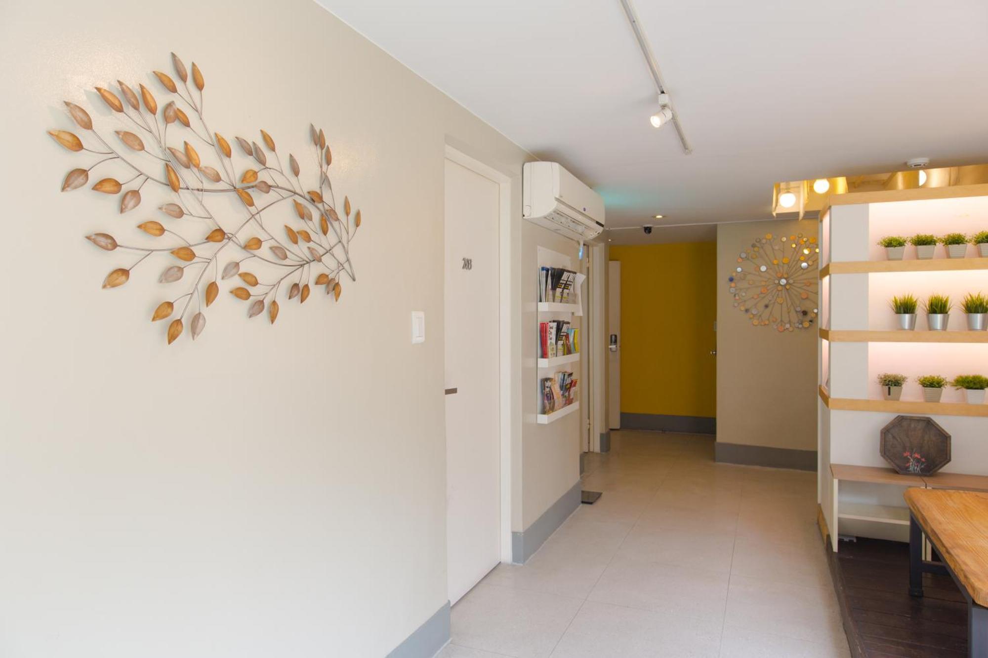Travel Monster Hotel Seoul Ngoại thất bức ảnh