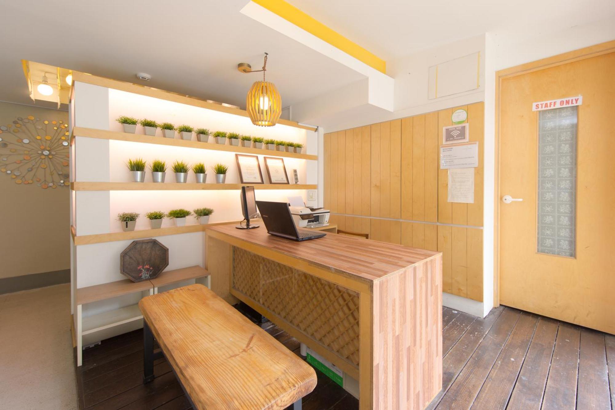 Travel Monster Hotel Seoul Ngoại thất bức ảnh