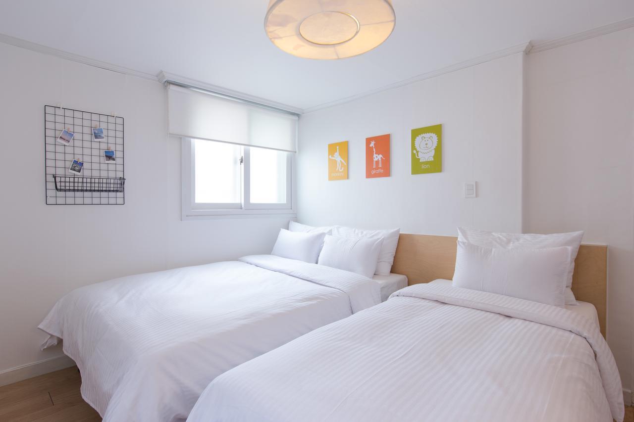 Travel Monster Hotel Seoul Ngoại thất bức ảnh